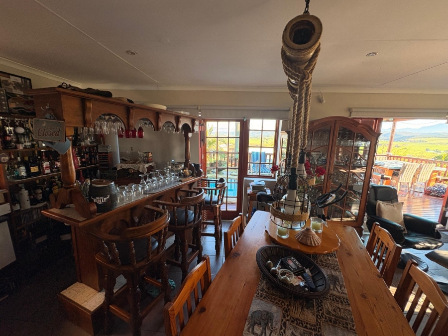 4 Bedroom Property for Sale in Fraaiuitsig Western Cape